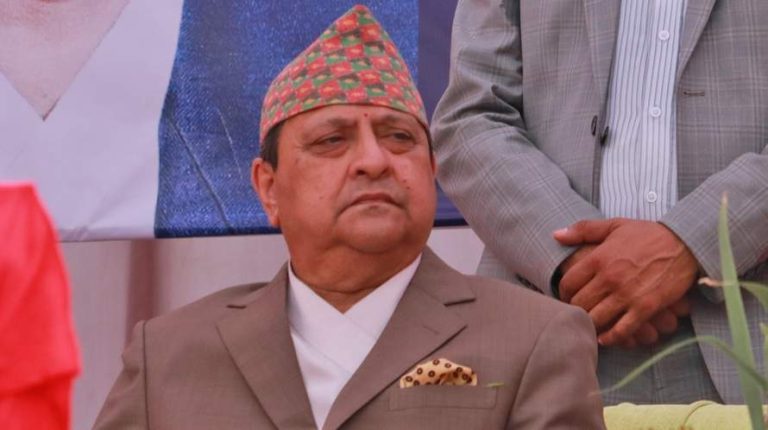 पूर्वराजा हेलिकप्टरमार्फत काठमाडौँ प्रस्थान