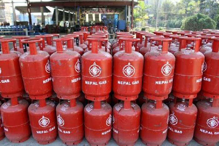 यी स्थानमा आयल निगमले आज ६ हजार ८ सय नेपाल ग्यास बिक्री वितरण गर्ने
